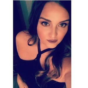 Meet your Posher, Denise